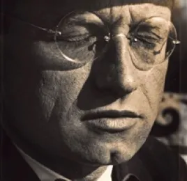 Portrait masculin photographié par Lucia Moholy